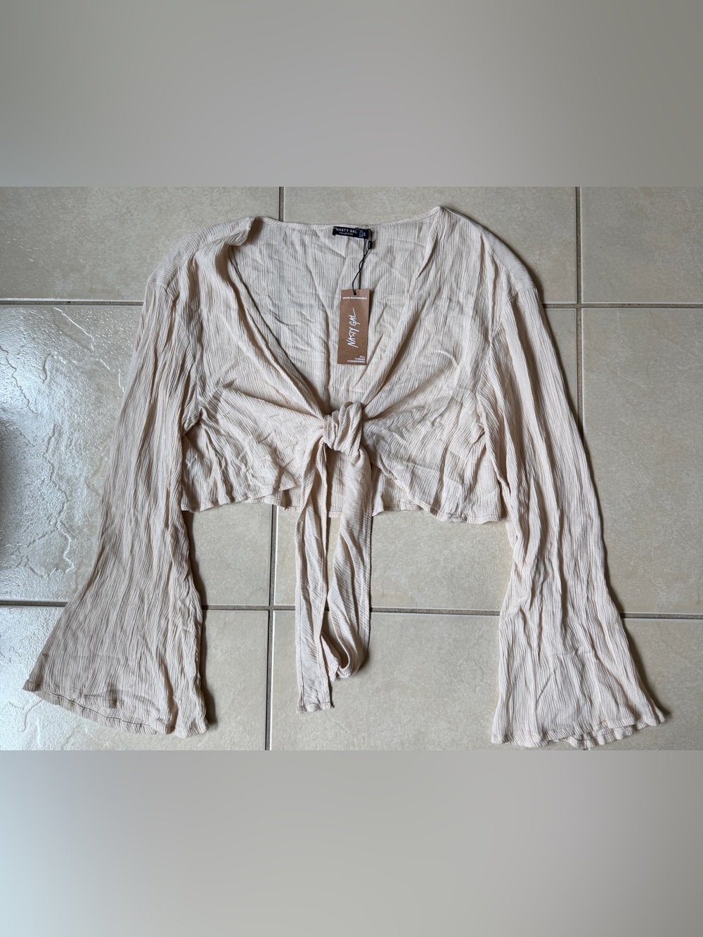 Nasty Gal Crinkle Tie Front Bell Sleeve Crop Top Blouse Stone US 8 M